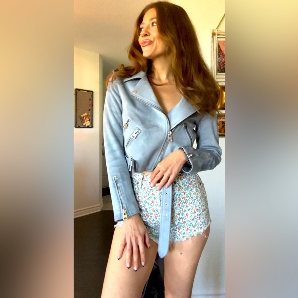 Baby blue belt suede effect biker crop jacket